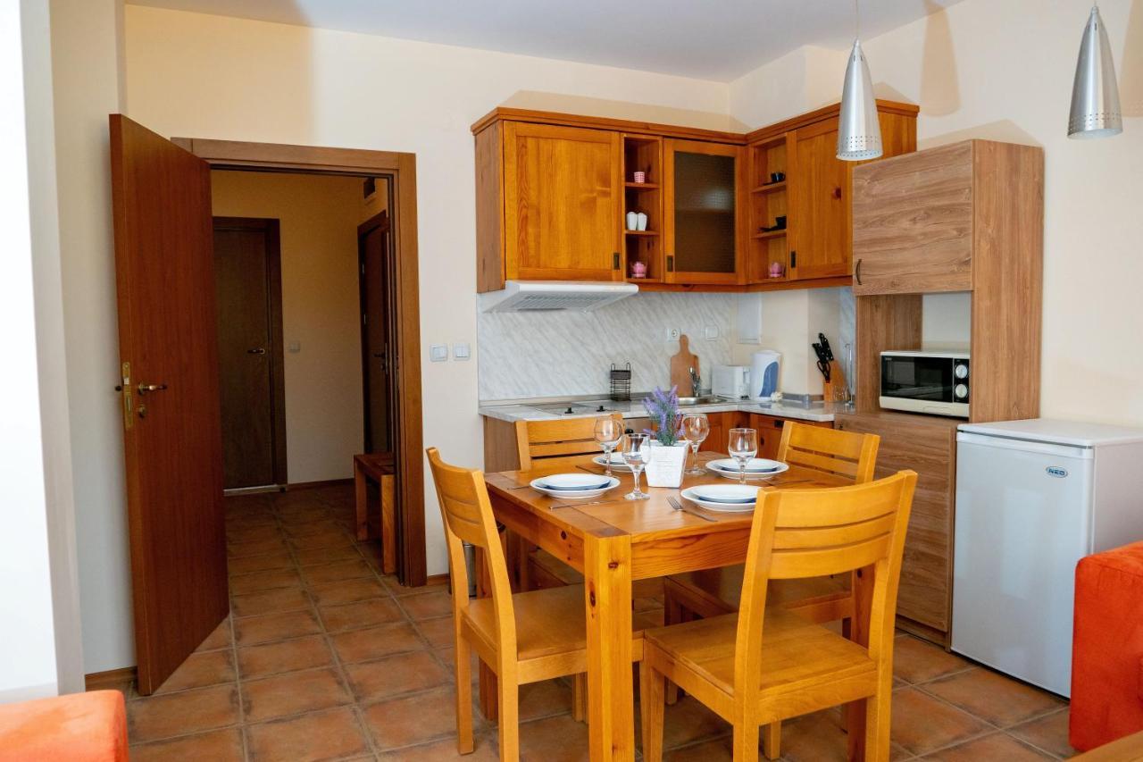 Two Bedroom Apartments In Murphys Lodge Bansko Bagian luar foto