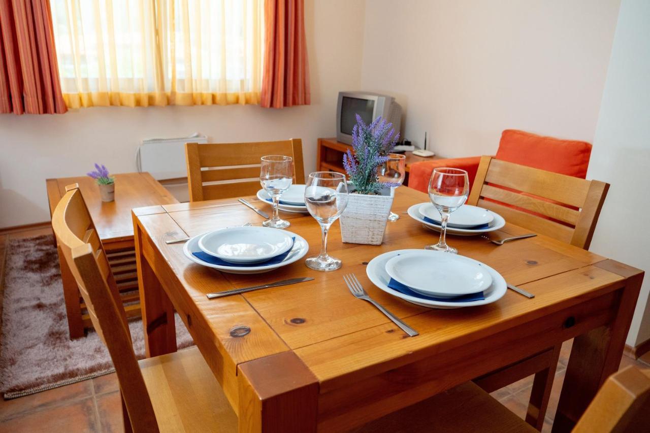 Two Bedroom Apartments In Murphys Lodge Bansko Bagian luar foto